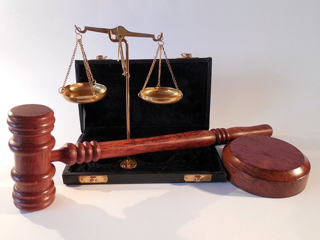 W czym potrafi nam pomóc radca prawny? W jakich rozprawach i w jakich płaszczyznach prawa wesprze nam radca prawny?